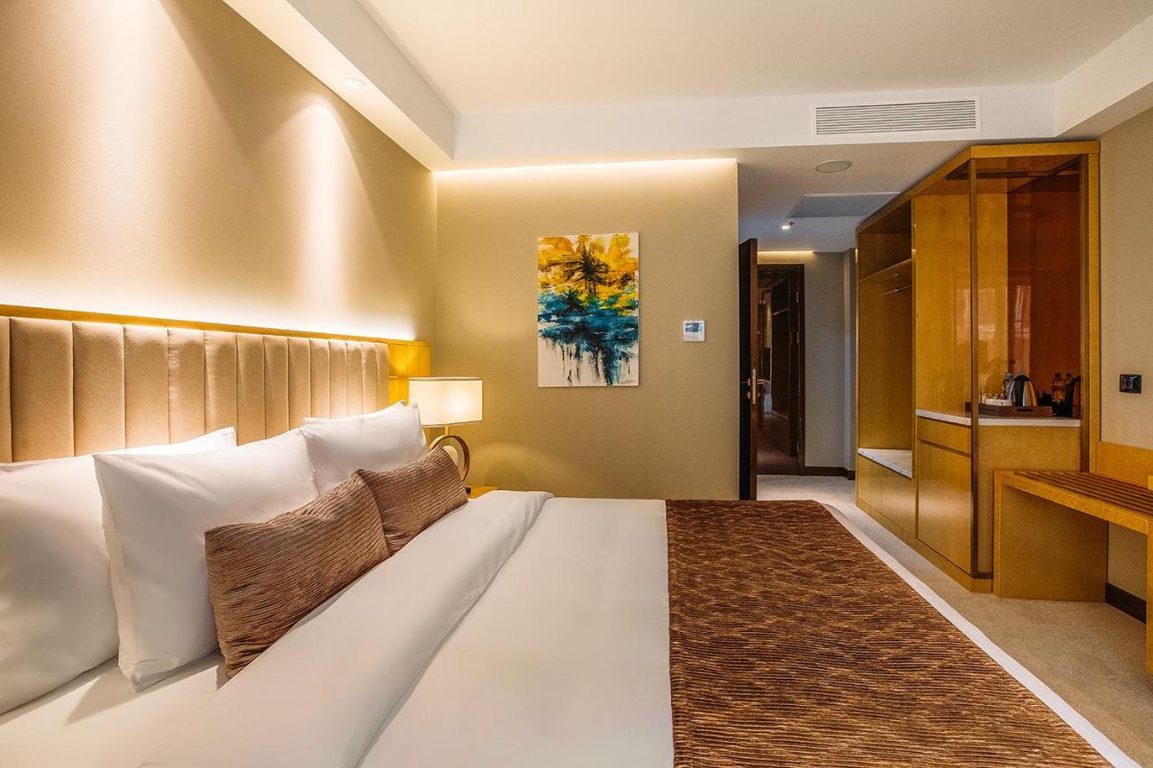 Marjan Plaza Hotel Tbilisi Exterior foto