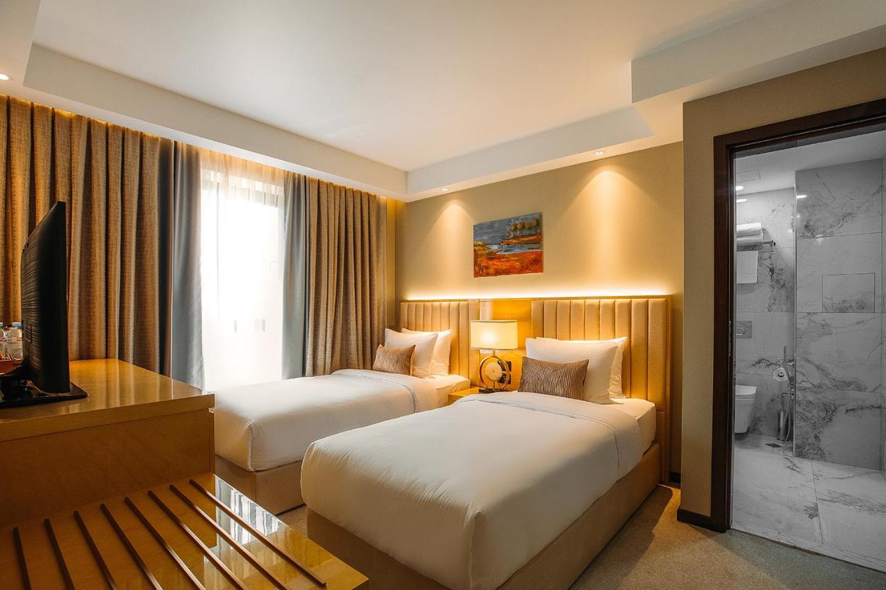 Marjan Plaza Hotel Tbilisi Exterior foto