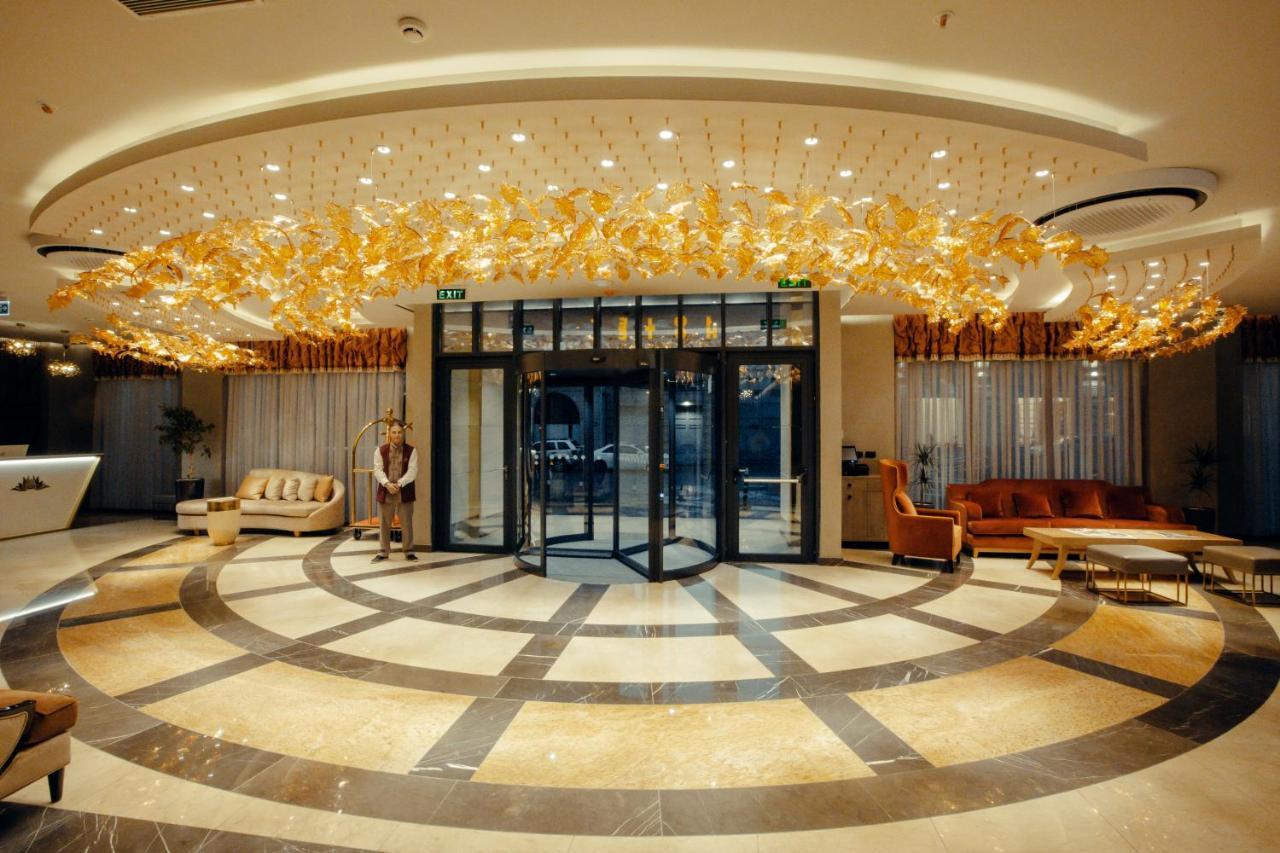 Marjan Plaza Hotel Tbilisi Exterior foto